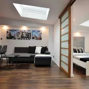  Apartament Old Town Grodzka 50